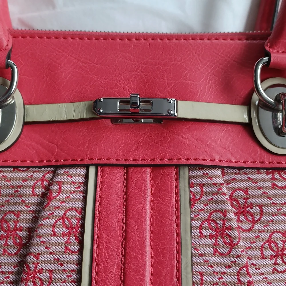 Guess Coral Logo Fabric/Faux Leather Shoulder Bag - Picture 4 of 14